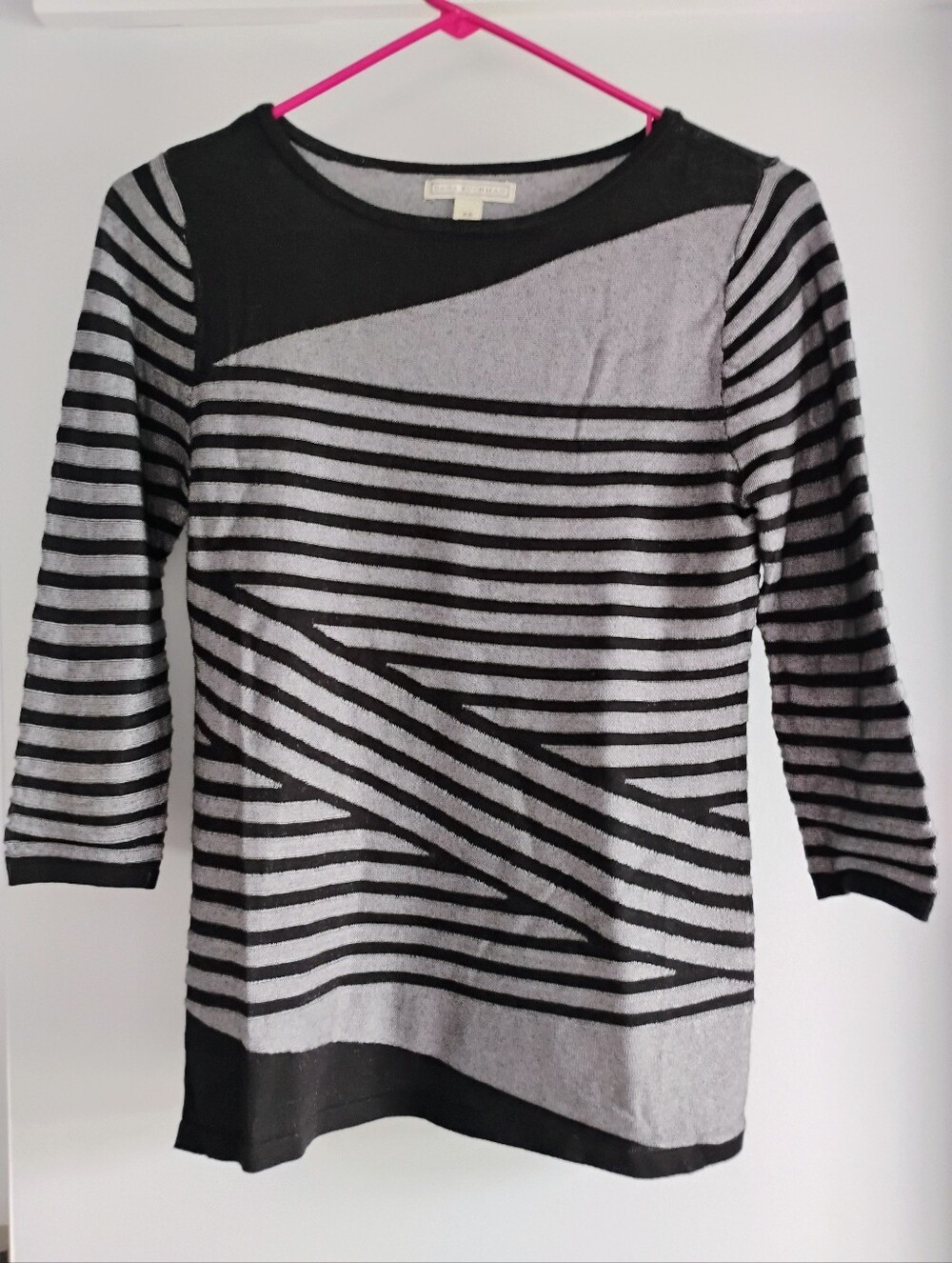 Dana Buchman Black & Silver Top
